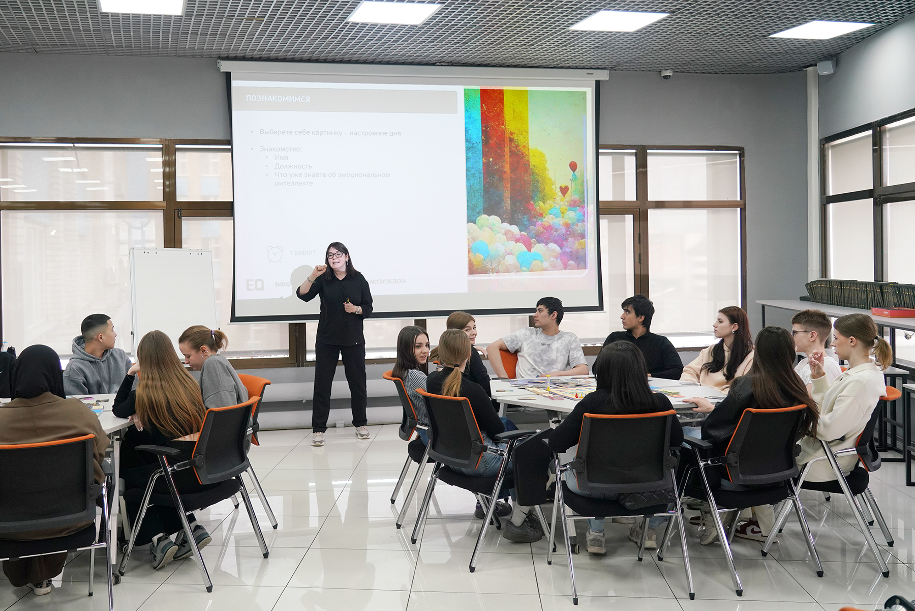 Студенты ВВГУ планируют карьеру с банком ВТБ